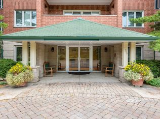 3940 W Bryn Mawr Ave APT 201, Chicago, IL 60659