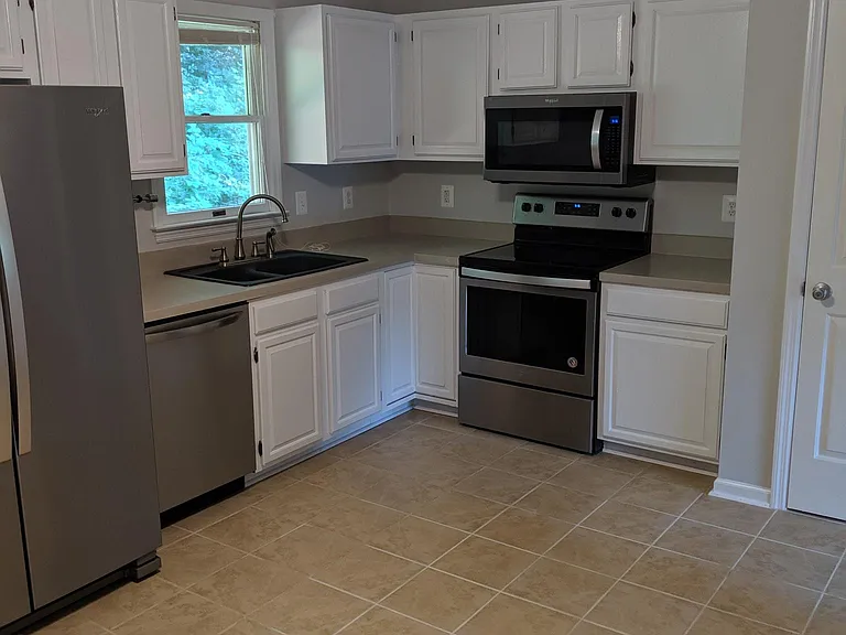 270 Parkside Rd — Photo 7