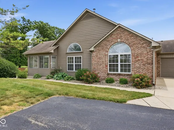 2392 Steeple Chase, Shelbyville, IN 46176