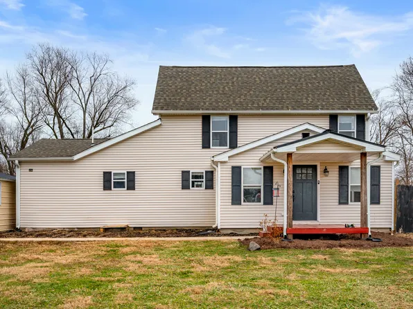 2660 S Benegar Ave, Yorktown, IN 47396