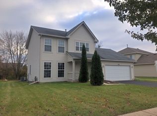 689 Blackhawk Ln, Bolingbrook, IL 60440