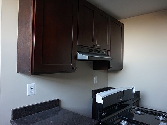 2nd image of 4013 Lancaster Ave Floor 2