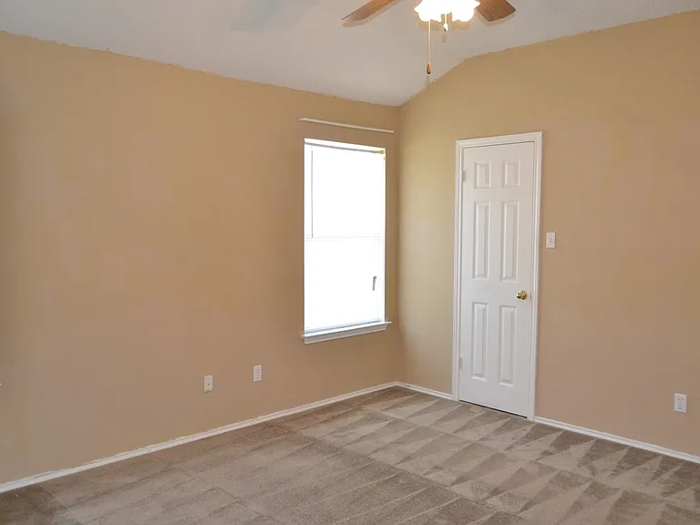2308 Tracey Ann Ln — Photo 5
