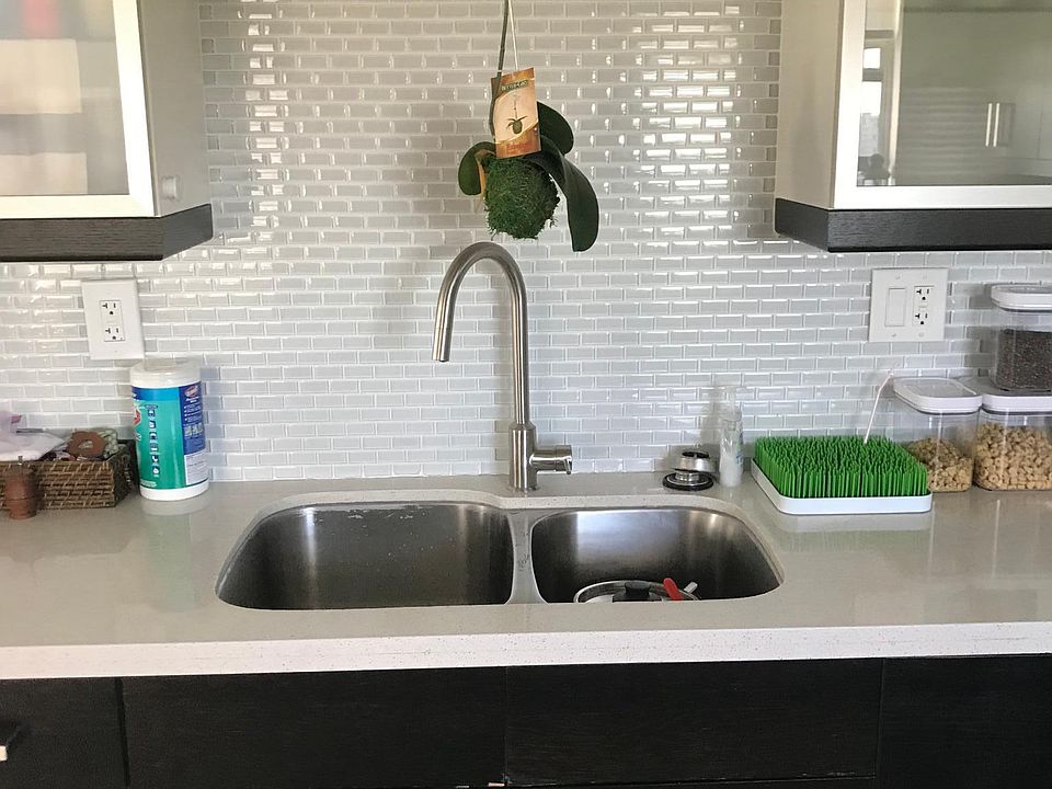 Double sink and back-splash with quartz top