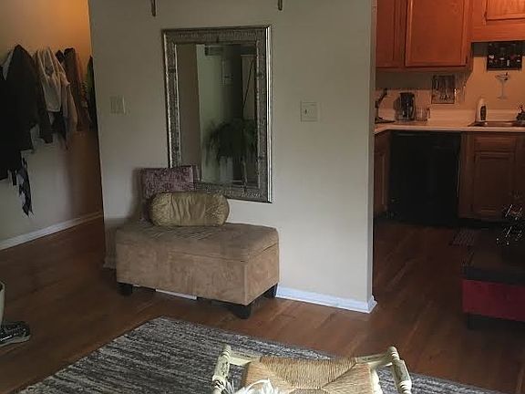 3rd image of 502 E 17th St APT 204