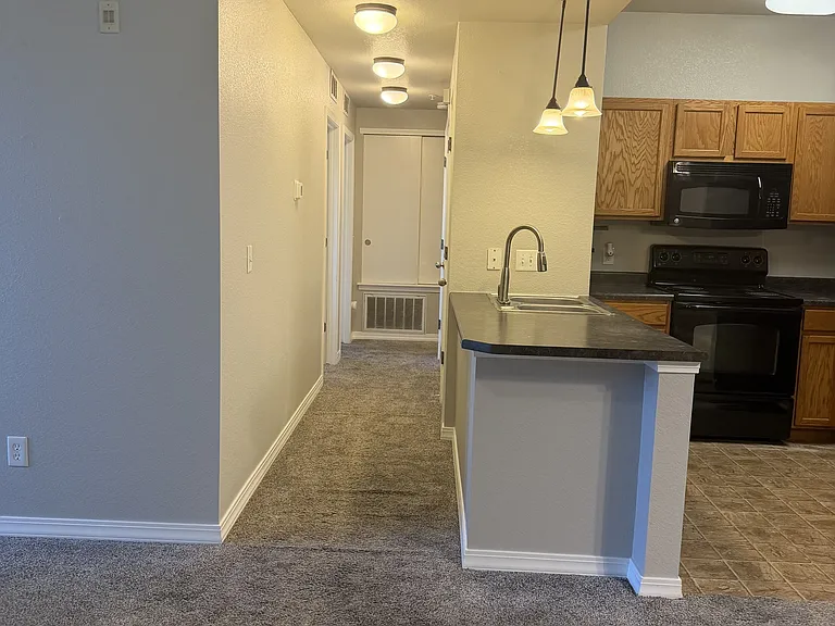 2133 Krisron Rd #B-207 — Photo 20