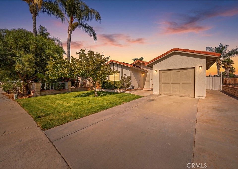 1st image of 27620 Connie Way