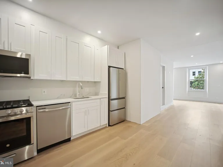 1329 Connecticut Ave NW #201 — Photo 10