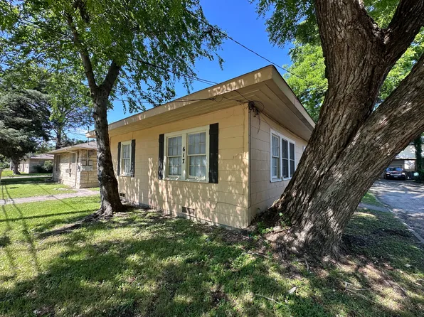 617 Oakland St, Denton, TX 76201