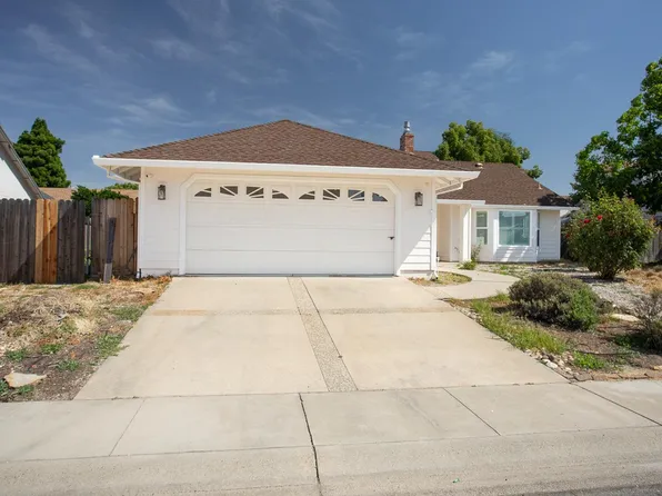 1751 Corsica Dr, Yuba City, CA 95993