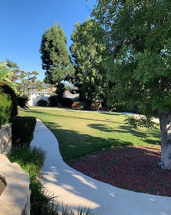 1st image of 101 W Los Amigos Ave