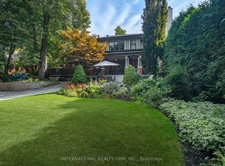 270 Indian Rd, Toronto, ON M6R 2X2