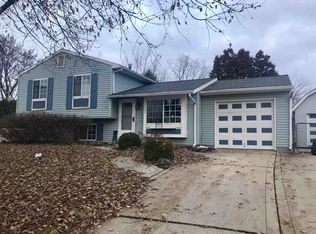 15024 Ashville Ct, Huntertown, IN 46748