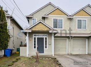 10919 NE Weidler St, Portland, OR 97220