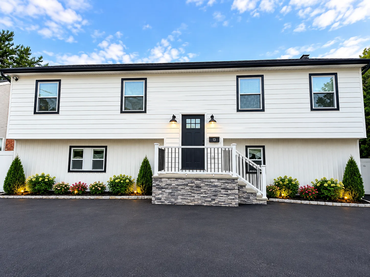 3 bed, 1400 sqft, $4,580 — Photo 1