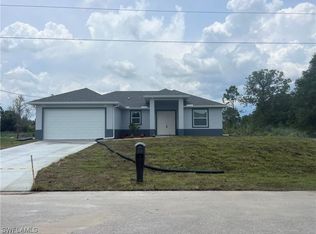 1801 W 14th St, Lehigh Acres, FL 33972