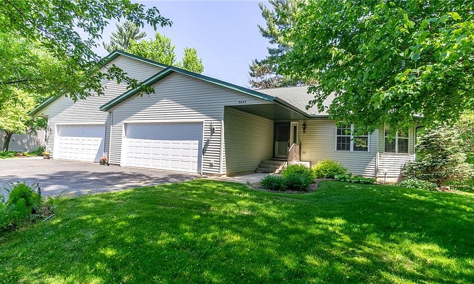 5822 Gables Place, Eau Claire, WI 54701 Zillow