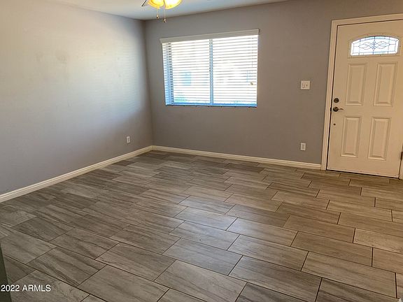 3rd image of 1909 W Palm Ln