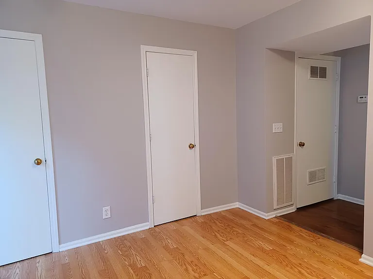 8328 Metcalf Ave — Photo 11