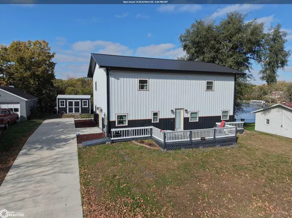 517 Cedar St, Iowa Falls, IA 50126