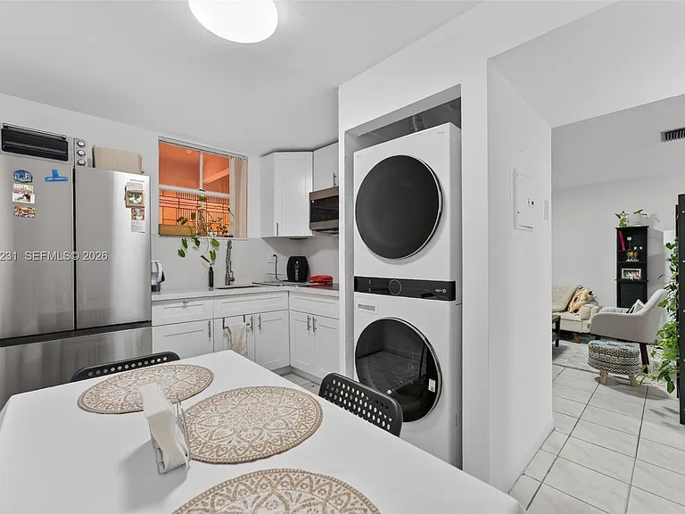 199 SW 12th Ave #502B — Photo 8
