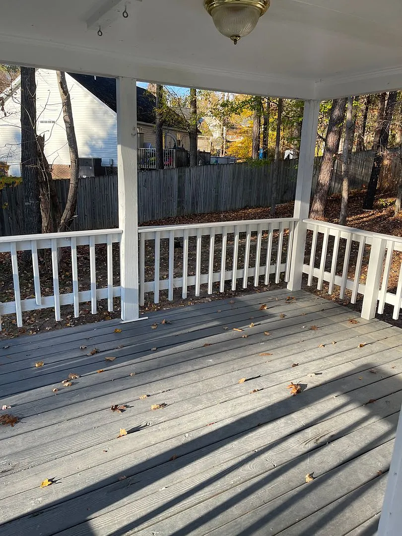 Charming 3BR, 1BA Home in Creedmoor! — Photo 2