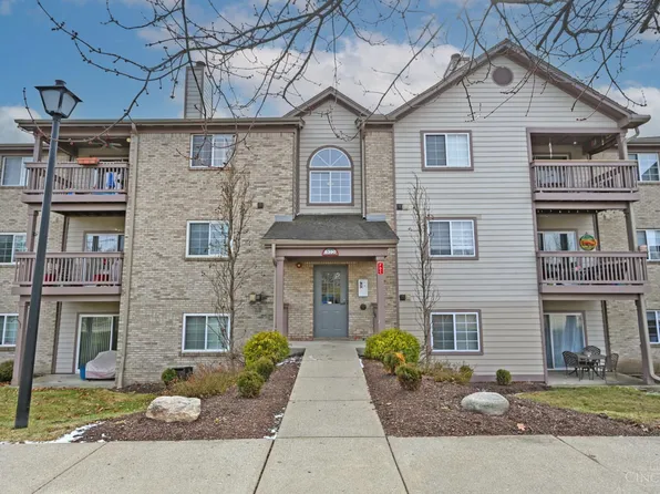8390 Spring Valley Ct APT 208, West Chester, OH 45069