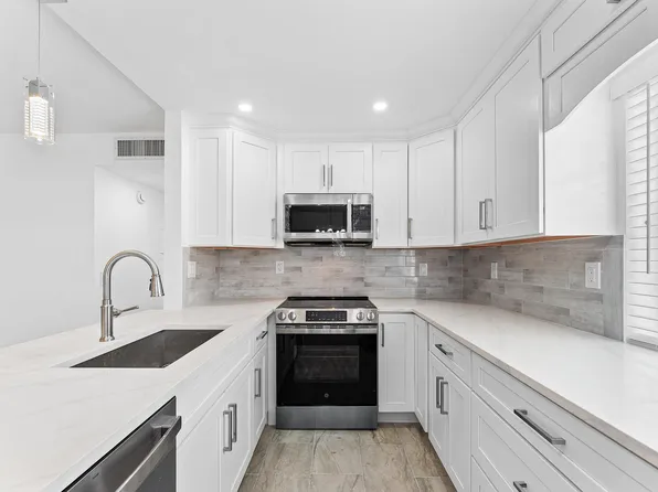 790 Burgundy Q, Delray Beach, FL 33484