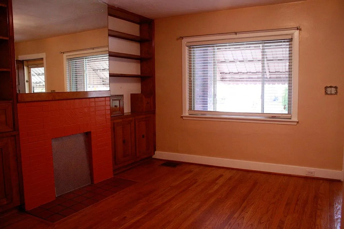 3 bed, 1292 sqft, $2,000 — Photo 3