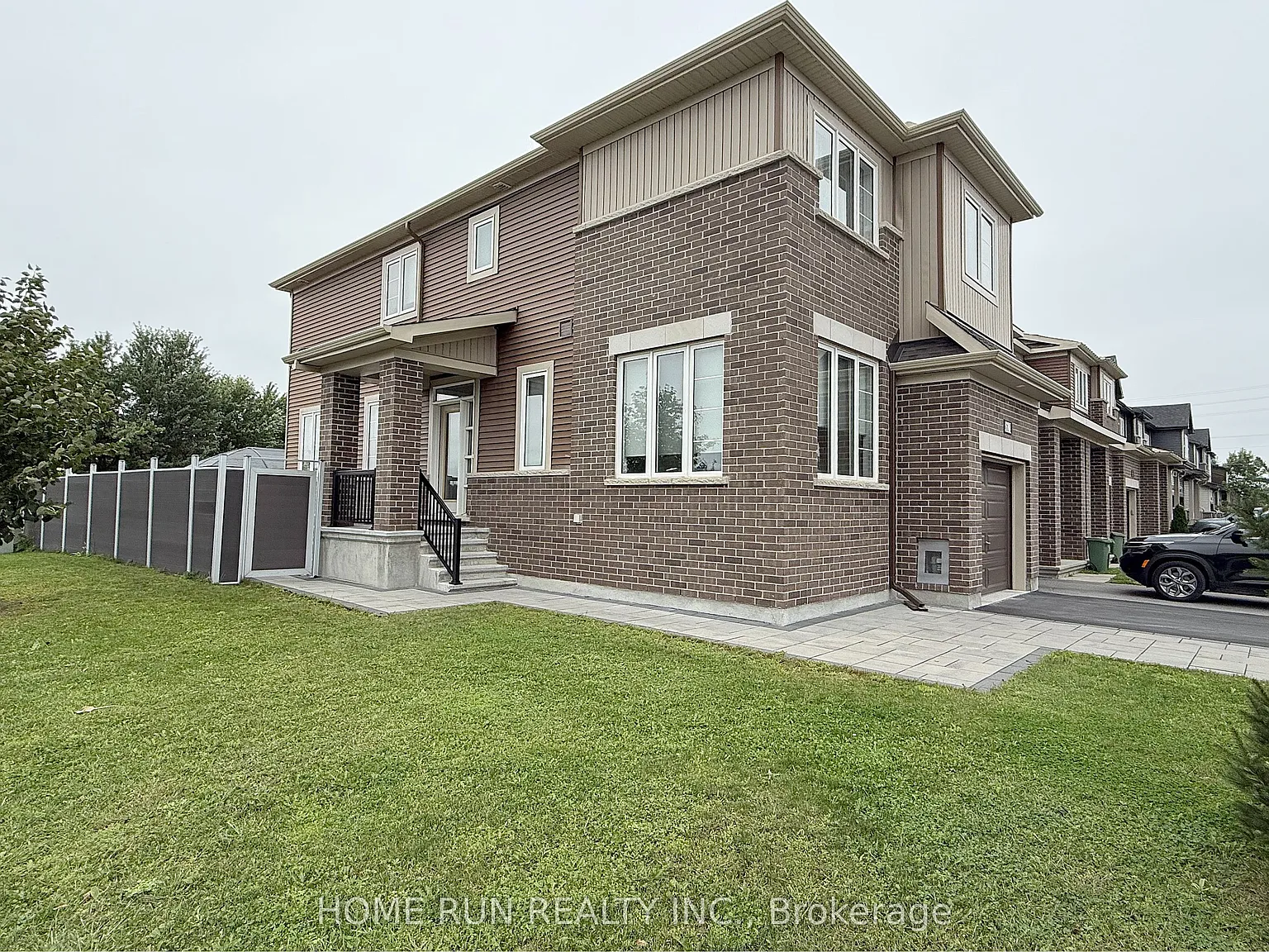 4 bed, $2,850 — Photo 2