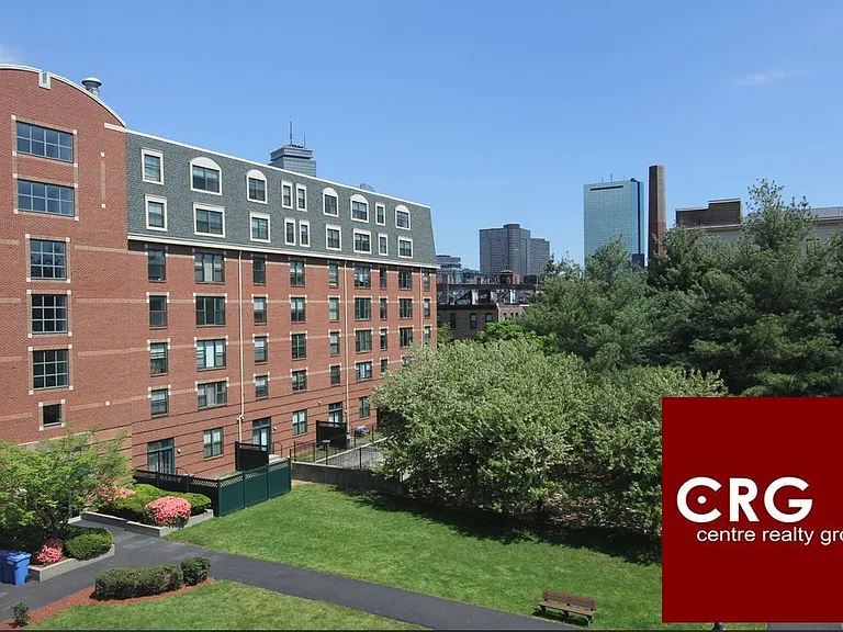 650 Columbus Ave #401 — Photo 8