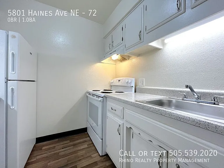 Home @ Uptown — Photo 17