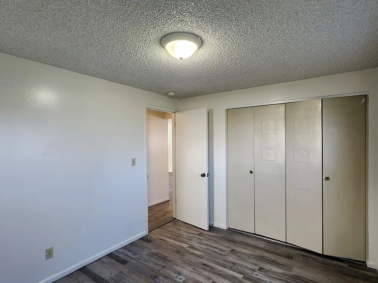 904 Spartan Dr #1-4 — Photo 11