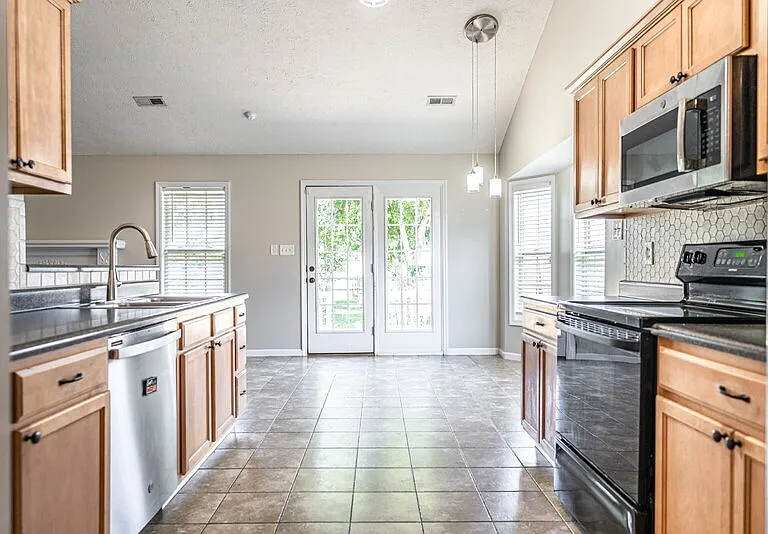 131 River Birch Ln — Photo 7