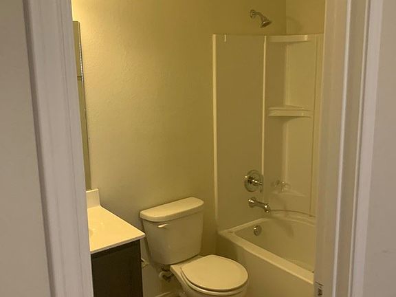 3rd image of 209 W Orion Dr