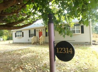 12314 Houston St, Exmore, VA 23350