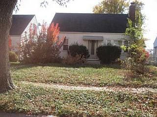 1st image of 1899 Merryhill Dr