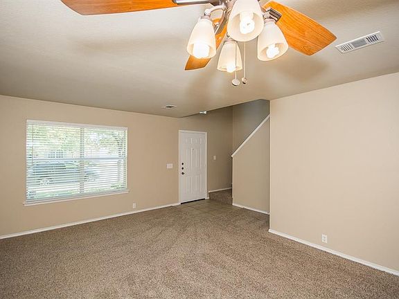 2nd image of 8429 Minturn Dr