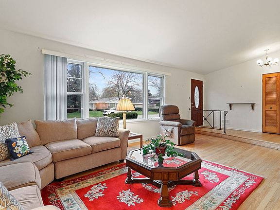 4th image of 117 Fernwood Dr