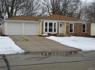 7 Westwood Estates Dr, Saint Peters, MO 63376