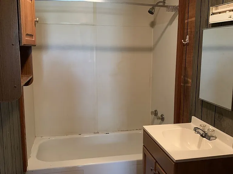 11638 Staunton Tpke — Photo 13