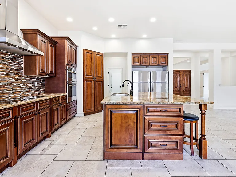 622 E Vinedo Ln — Photo 19