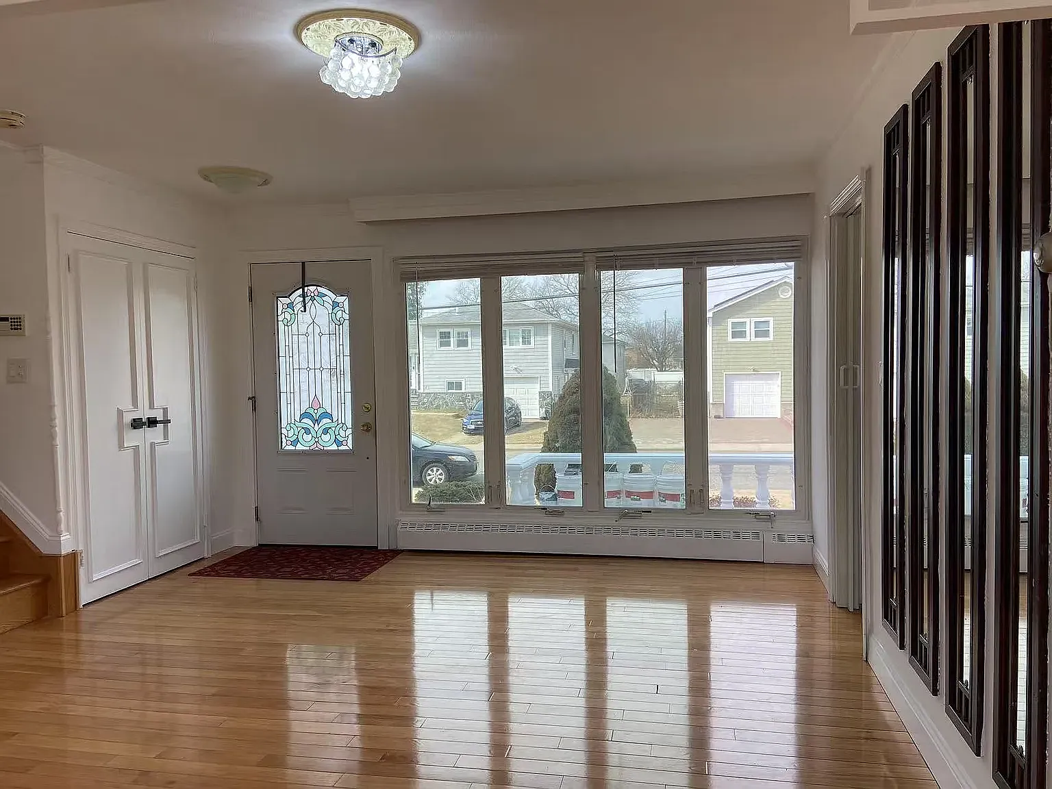 7 Saint Johns Ave — Photo 3