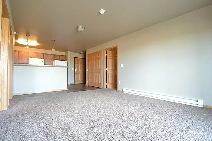 Sidney Apartments — Photo 39