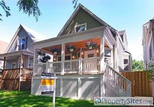2nd image of 2110 W Berwyn Ave