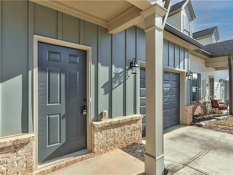 3770 Shades Valley Ln #3770 — Photo 2