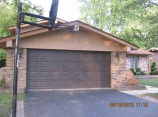 1124 Jamie Ln, Homewood, IL 60430