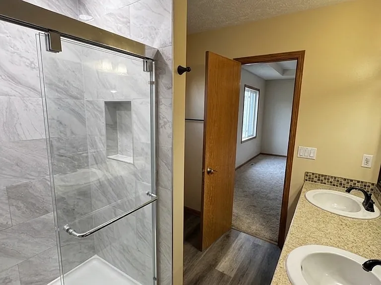 6733 Hill Crest Ln — Photo 7