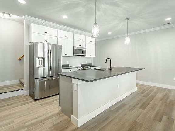 4th image of 1906 SE Cypress Lane Part Of Lot 13