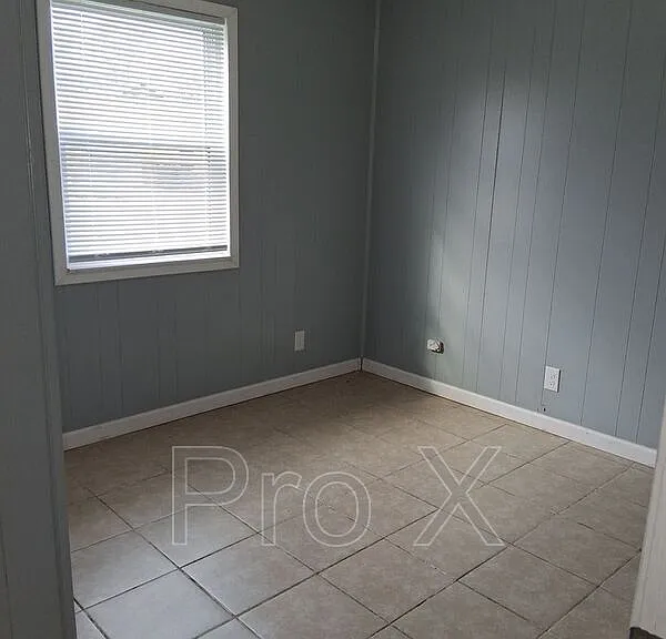 407 Park St #C — Photo 5